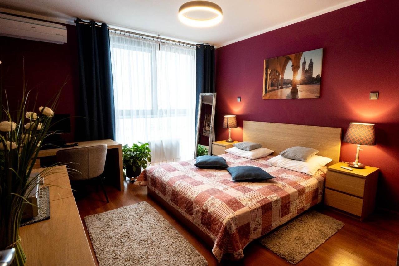 Torre Verona Apartment - 70M2, Terrace, Garage Krakkó Kültér fotó