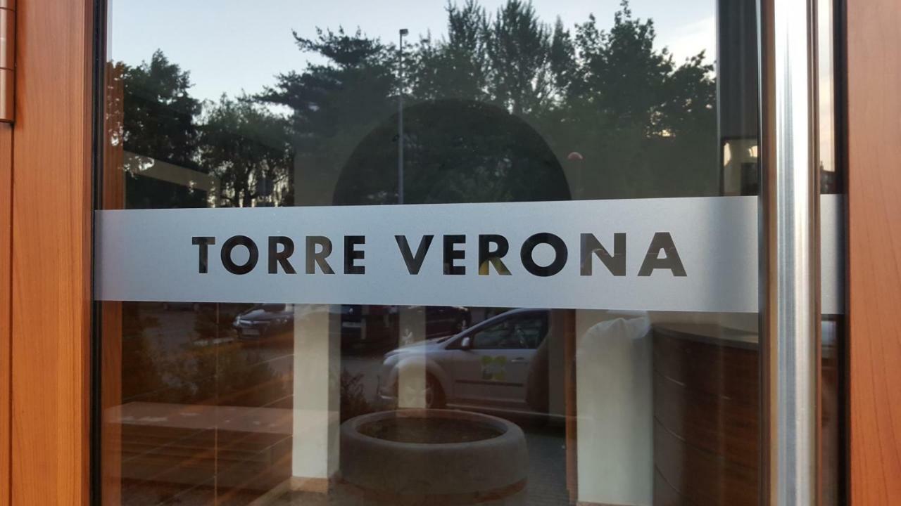 Torre Verona Apartment - 70M2, Terrace Krakkó Kültér fotó